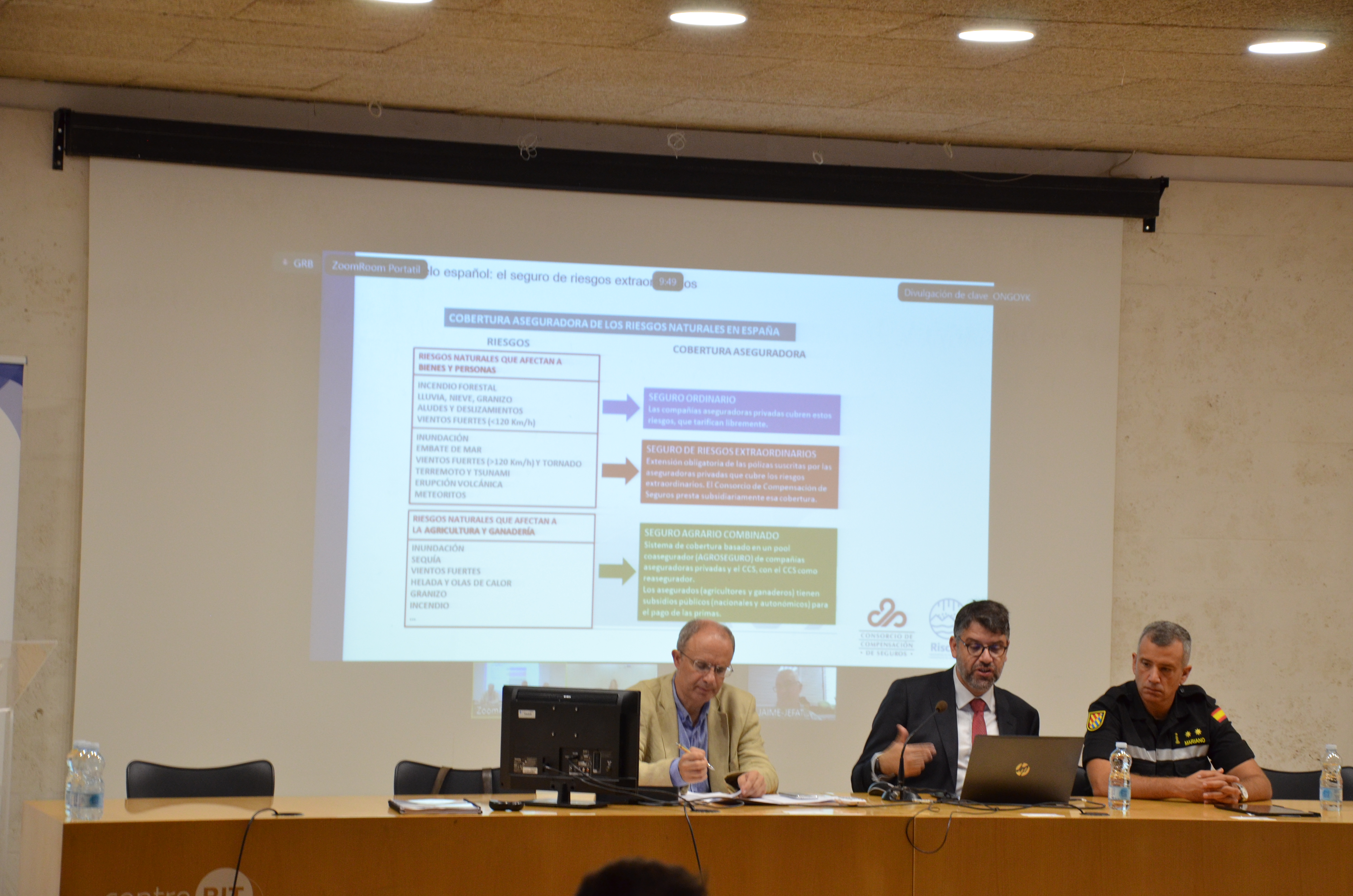 Retos para el aseguramiento de los riesgos catastróficos en el contexto de la crisis climática
                                -Sr. Francisco S. Espejo Gil, Subdirector de Estudios y Relaciones Internacionales
                                Consorcio de Compensación de Seguros